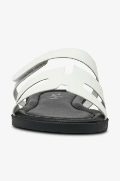Duffy Sandaler