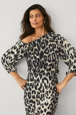 Ellos Collection Blus med nerhasad axel