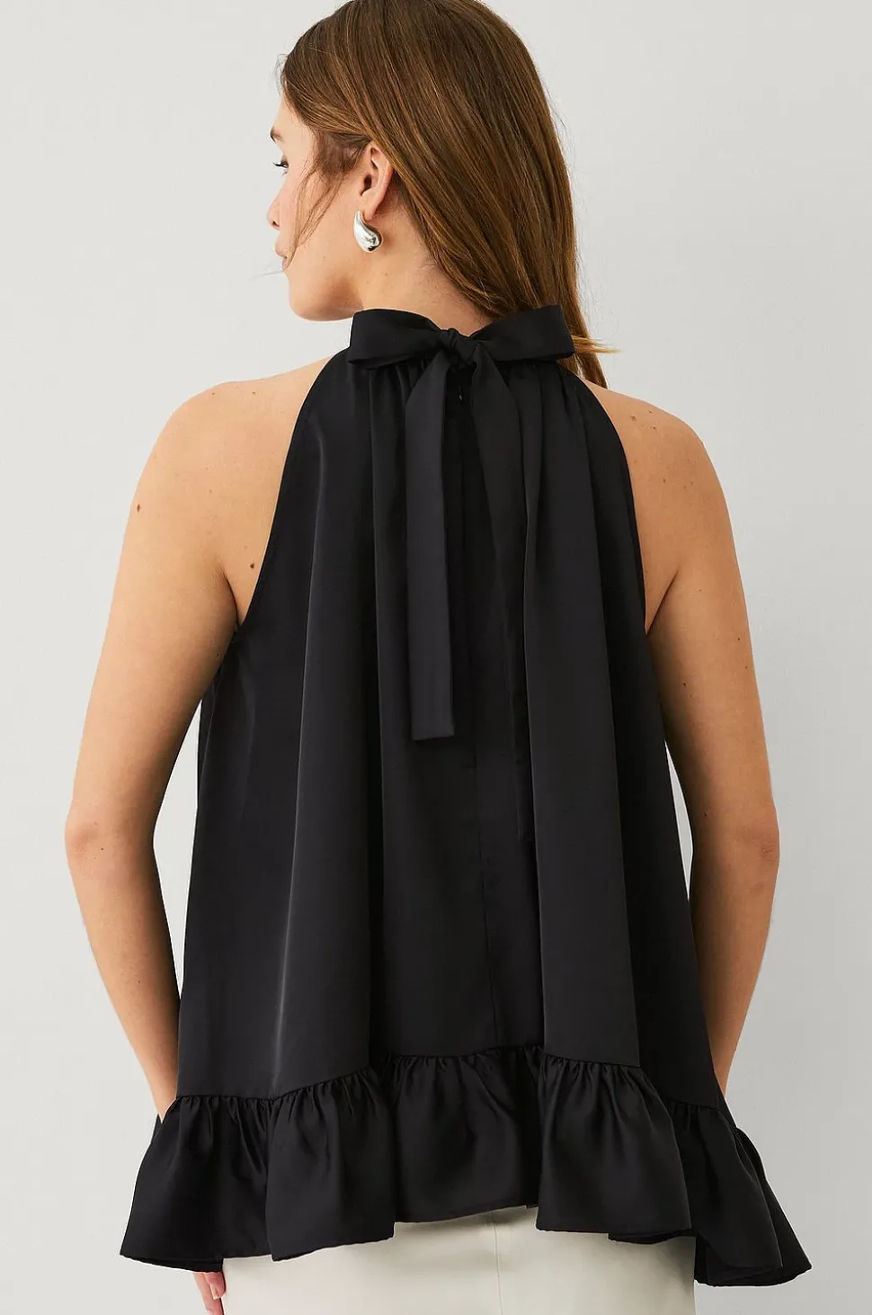 Ellos Collection Ärmlös blus med volang