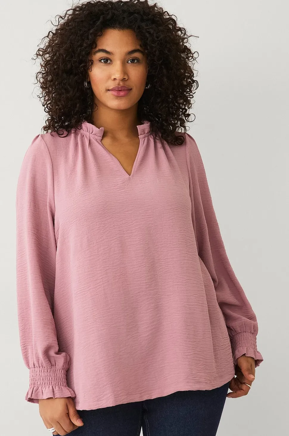 Ellos Plus collection Blus med v-formad halsringning