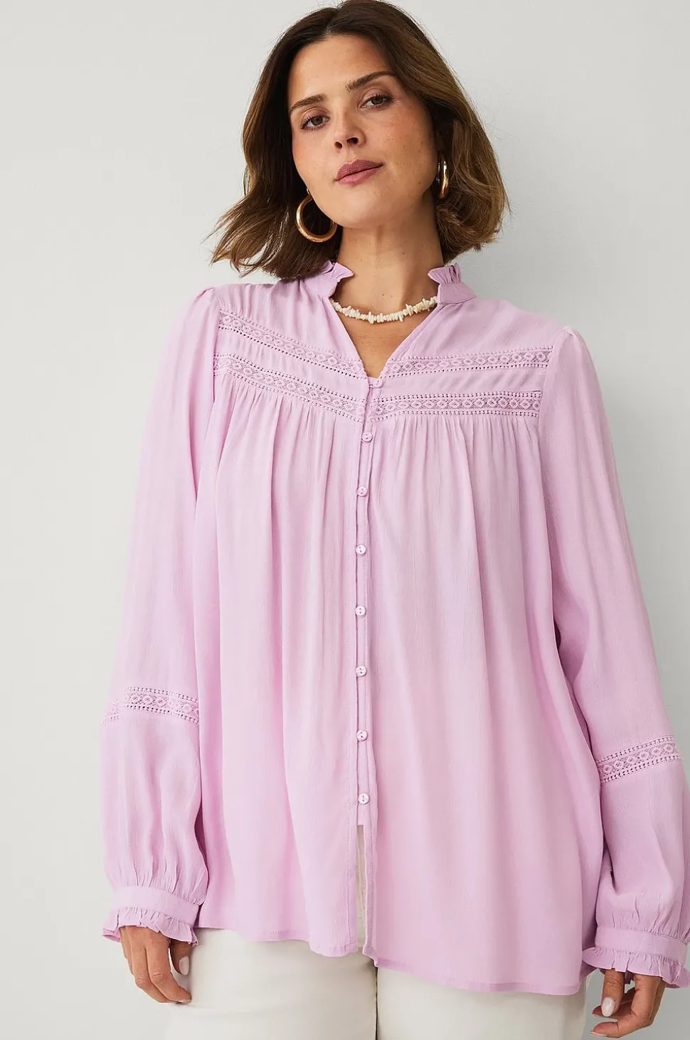 Ellos Plus collection Blus med spetsdetaljer