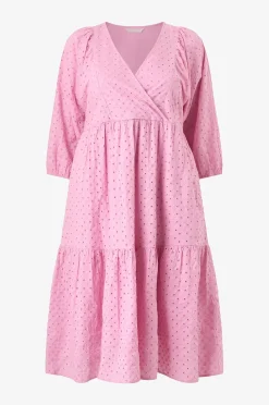 Ellos Plus collection Klänning med broderie anglaise