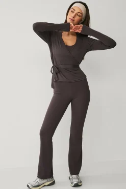 Ellos STUDIO Träningstopp Wrap Top Soft