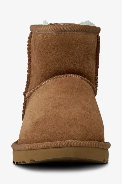 UGG Boots Classic Mini II
